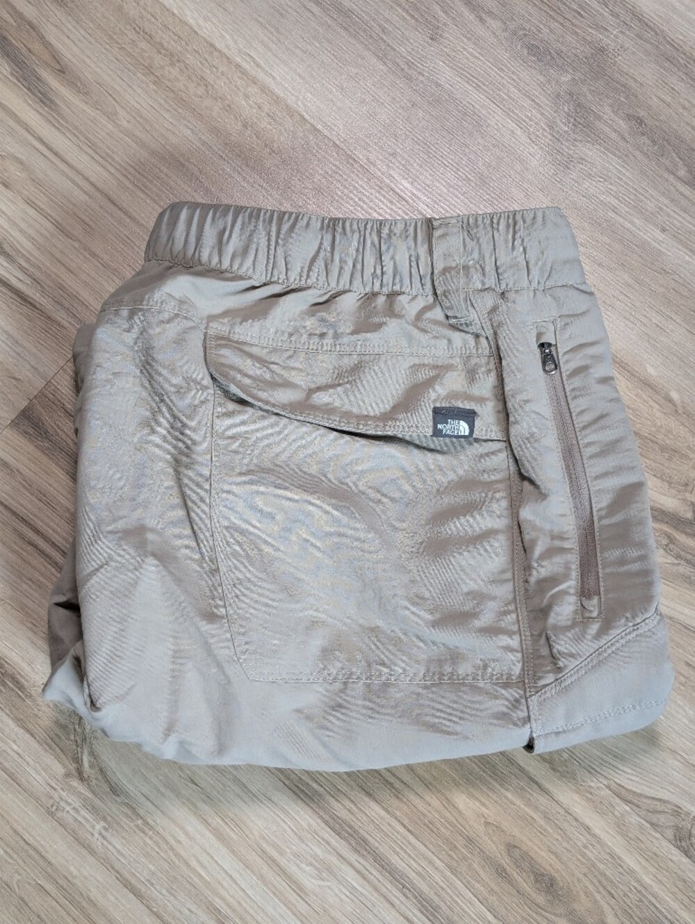 The North Face Shorts Khaki  Nylon Belted  Gorpcore Hiking (Just The Shorts)